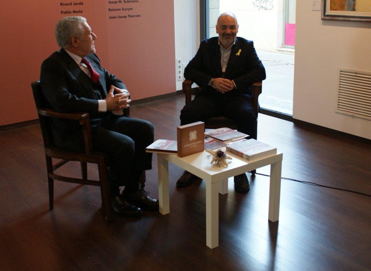 Lluís Bassat y Pere Carles en la presentación de la exposición “Dos colecciones que dialogan”. Lluís Bassat y Pere Carles en la presentación de la exposición “Dos colecciones que dialogan”.