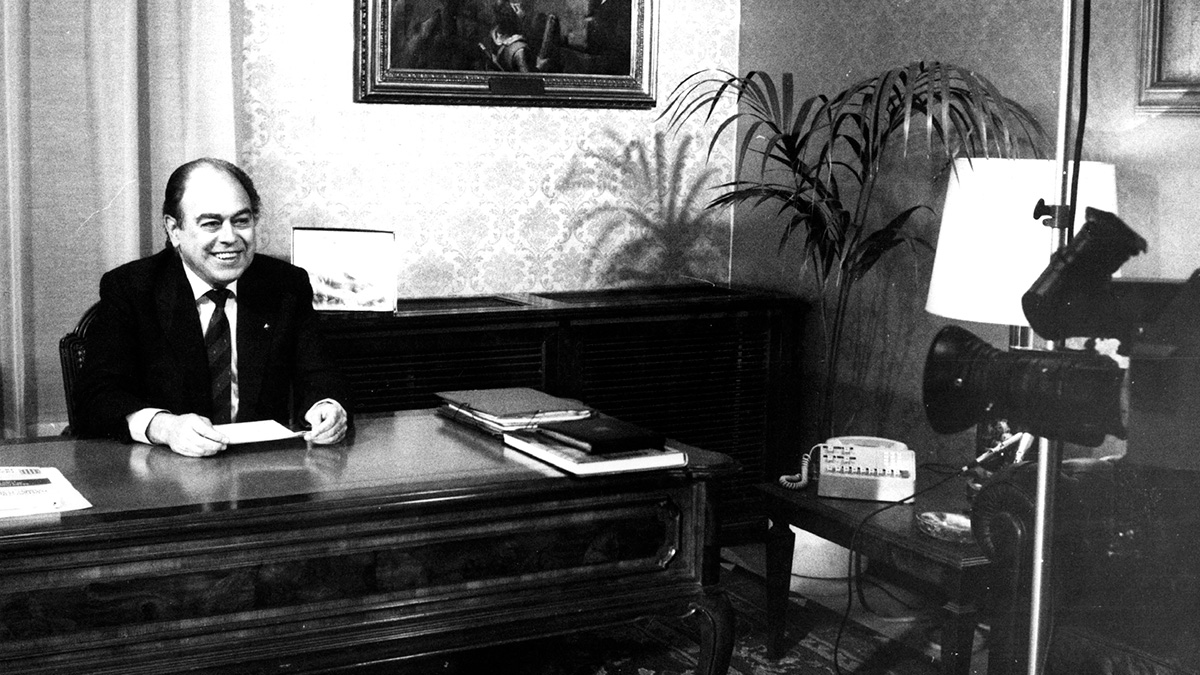 El president Jordi Pujol graba el mensaje de fin de año de 1984.