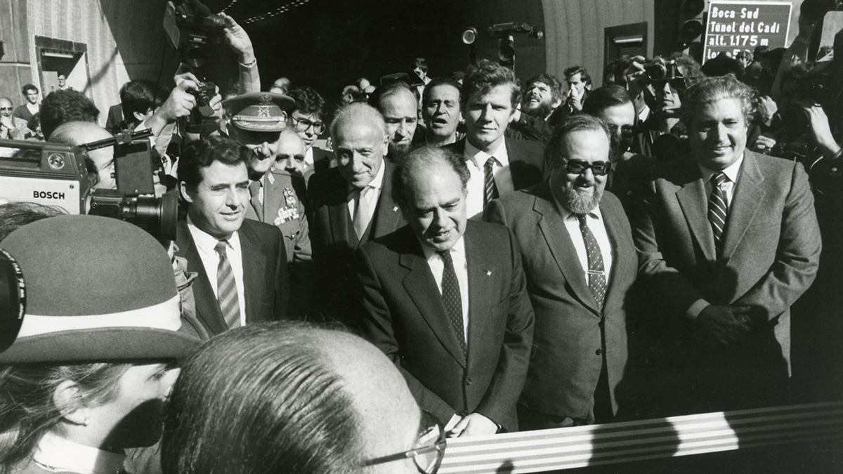 El president de la Generalitat, Jordi Pujol, inaugura en 1984 el túnel del Cadí. 
