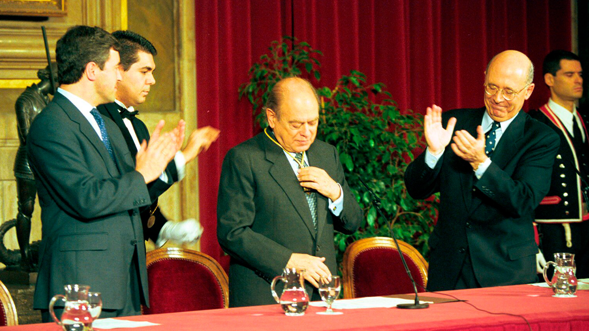Investidura de Jordi Pujol como president de la Generalitat en 1999. | JULIO CARBO