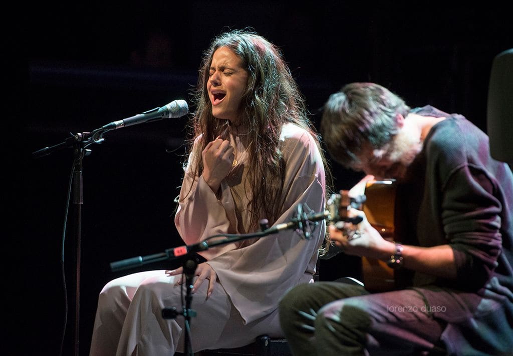 Rosalía y Refree en el Guitar BCN 2017